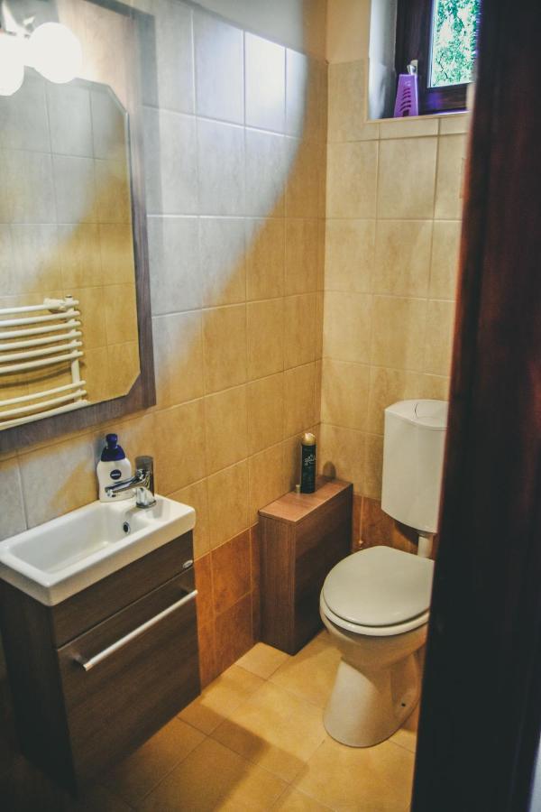 Dobay Apartman Jula Exterior foto