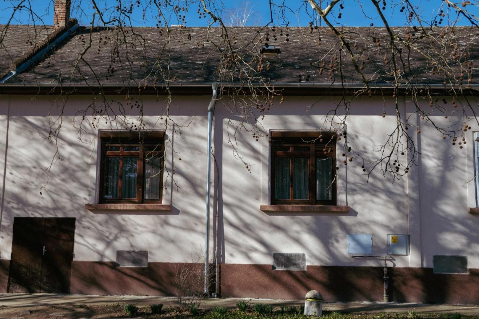 Dobay Apartman Jula Exterior foto
