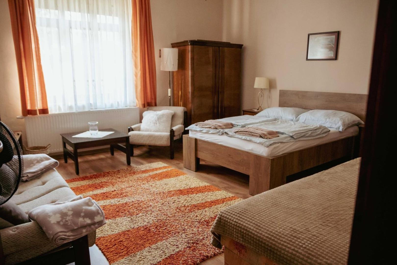Dobay Apartman Jula Exterior foto